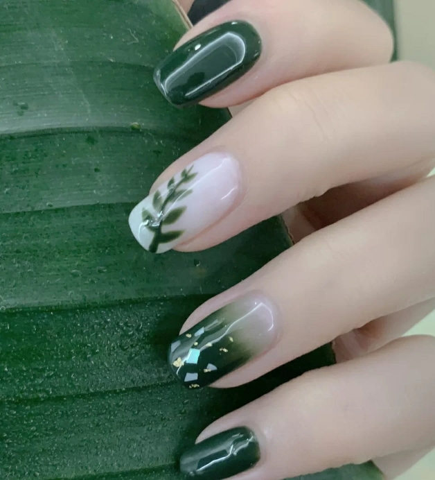 绿色美甲