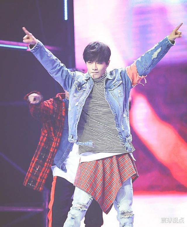 肖战专访信息量大 本尊期待顾魏医生 未来五年成为有代表性演员 娱乐资讯 弈涵娱乐