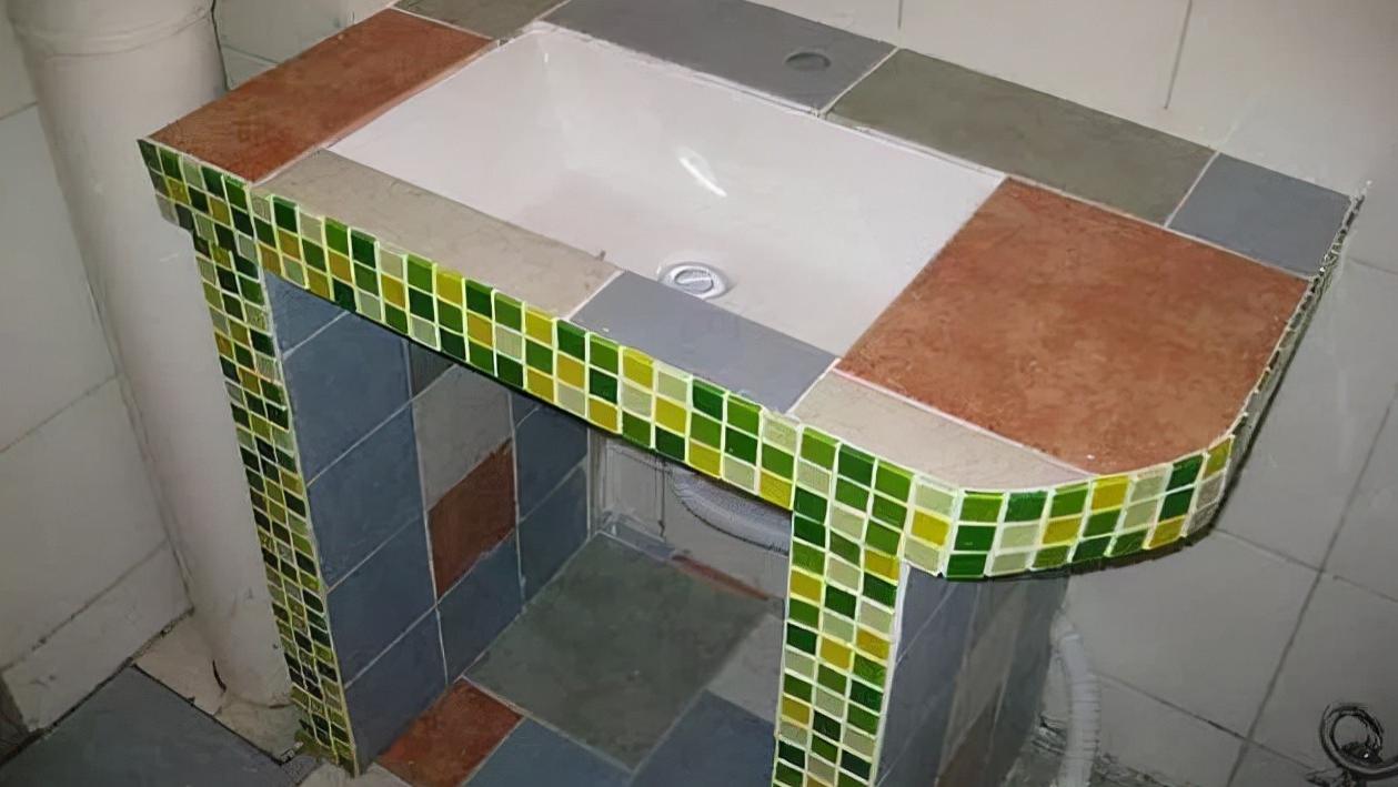 老公砖砌洗手池，成本不过100块，朋友看见都来拜师了！