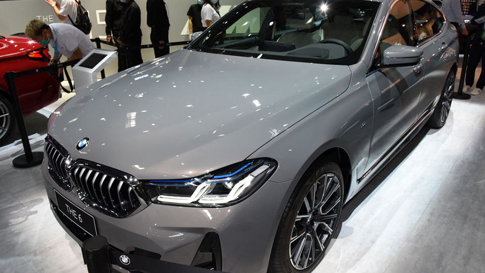 【价格不变取消前排无线充电，新