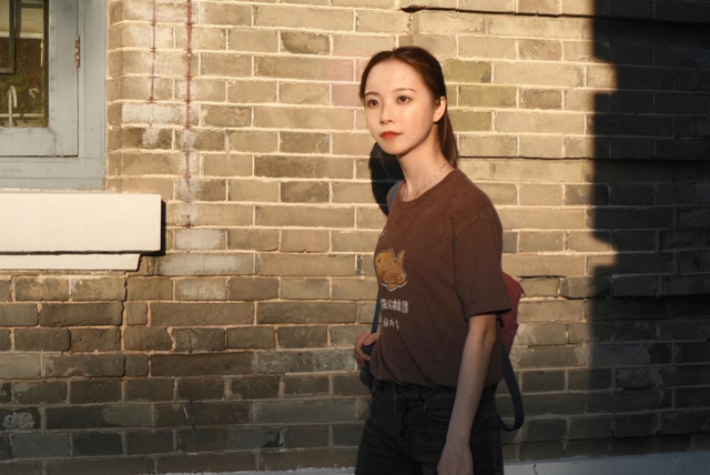 #千呼万唤始出来，AI虚拟学生