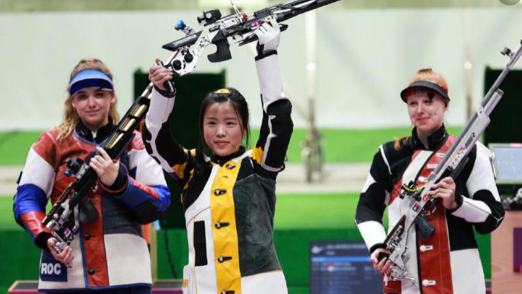 遇合情感攻略|反转！杨倩亲承打完9。8环以为输了，回头看教练庆祝，才知夺冠