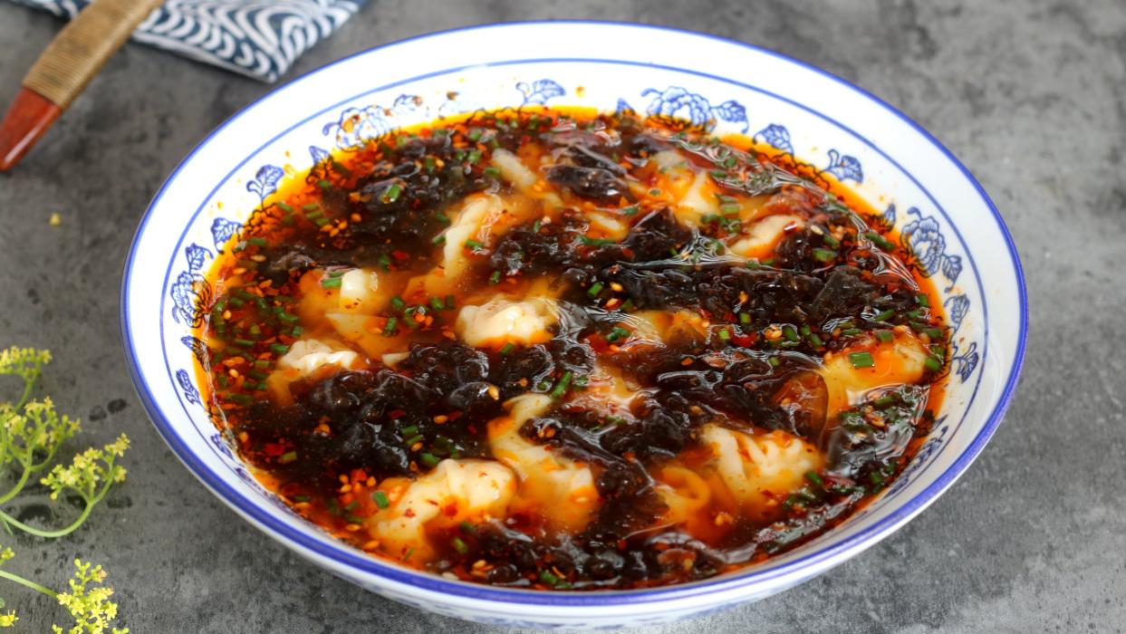 面条|深秋时节，多给孩子吃这肉，蛋白质比牛肉高，营养滋补不怕胖