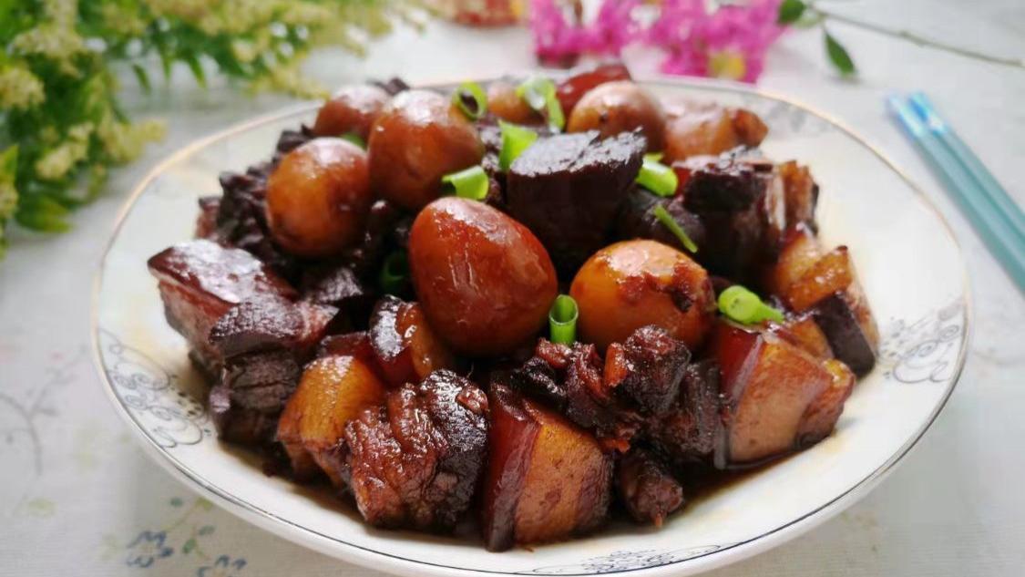 鹌鹑蛋|秋天，吃牛羊肉不如吃它，15元一斤，炖一炖滋补又馋人，孩子要多吃