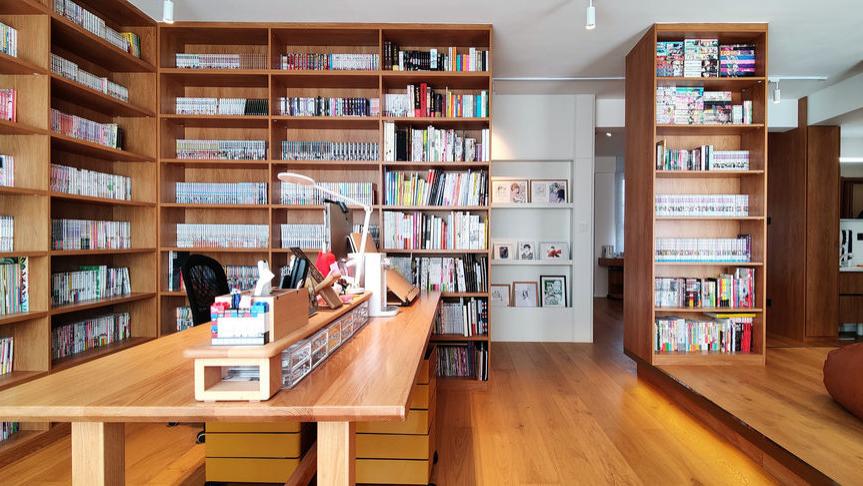 断舍离？不存在的！90㎡藏着四千多本漫画书和两千多个手办，震撼