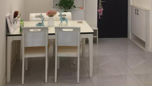 媳妇心很大，不找装修公司，直接在区楼下找工人装修，仅花了6万