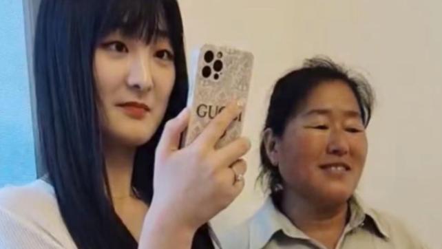 张小斐|“分居”风波后，曝陈亚男找朱小伟求和被拒，大衣哥夫妇忙秋收