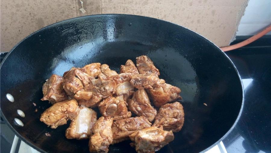 茄子|挑选优质排骨，做出经典美味，获得大家喜爱