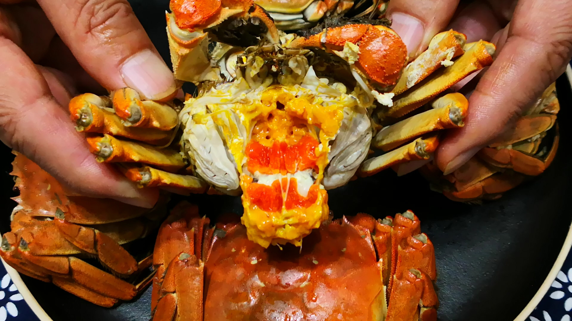 鸡蛋|中秋将至，除了吃月饼，别错过这4样传统美食，好吃好看，还有好寓意