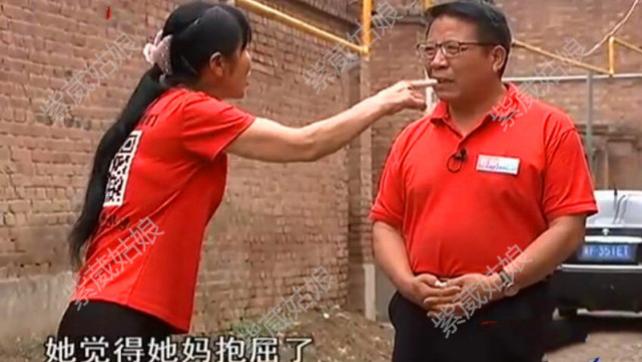 紫葳情感|婆媳矛盾引发儿子要离婚，婆婆当众扇儿媳一巴掌，怒骂：臭不要脸