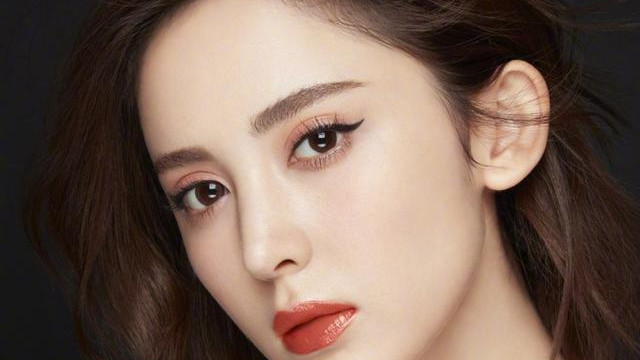 化妆 水、乳、霜、精华的正确护肤步骤，涂反了不仅“无效”还“伤肤”