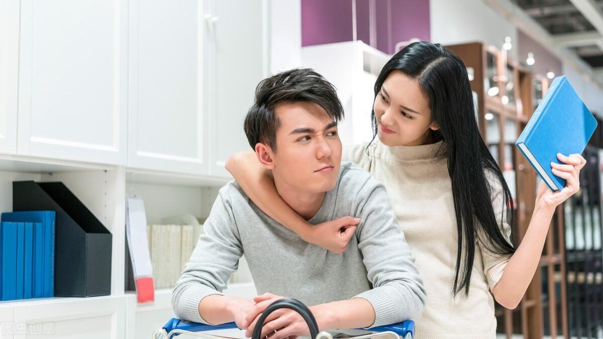 杨一说情感|六封情书成全了别人的爱情，暗恋的美好，因为爱而离去，直到永远