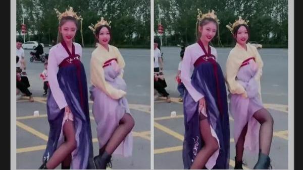 健身 神回复：汉服配丝袜，这样的穿搭你觉得怎么样？神评亮了
