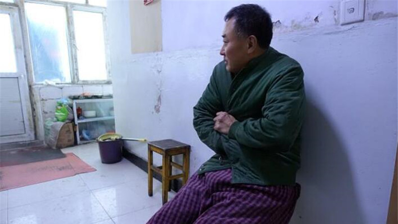 美菱“热能空气墙”大卖特卖，一机两用很划算，铺热均匀堪比地暖