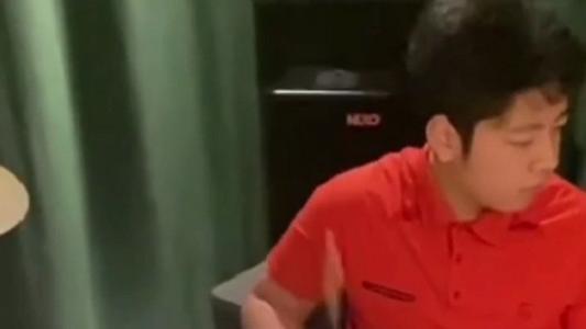 郭涛 14岁石头打架子鼓，小肚腩明显被喊话减肥，郭涛暖心维护儿子