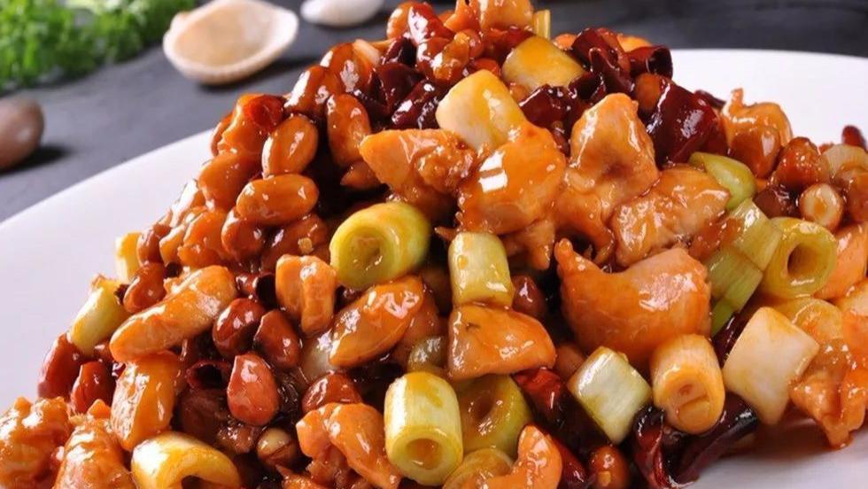 宫保鸡丁|教你制作超好吃的宫保鸡丁，简单容易，香辣浓郁又开胃，好吃下饭