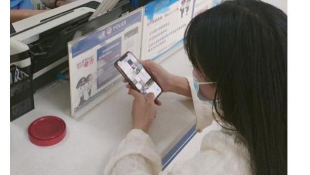 罗焕伍|网曝李子柒报警原因，资本大佬要求其割粉丝韭菜，拒绝后被暗中下套