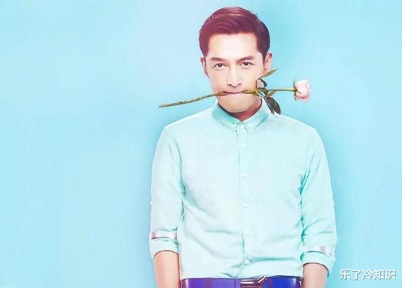 胡歌发布会生图流出 时光如夏花也如惊鸿 时间的答卷 即将播出 娱乐资讯 电影资讯网