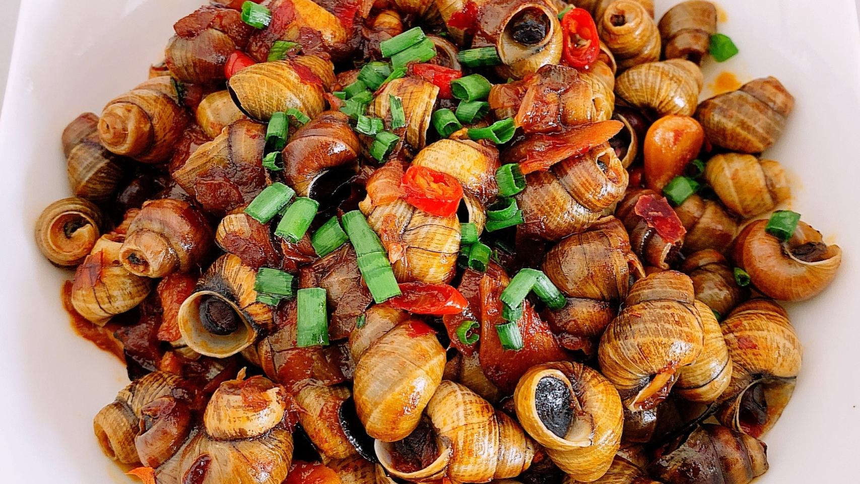 面包|美食推荐：香辣螺丝，蒜蓉小龙虾，蒜蓉空心菜，蒜香十足超过瘾！