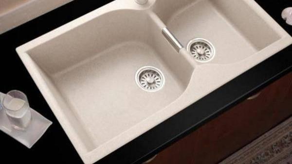 厨房不要装不锈钢水槽了，回家都装这种，耐用又不生锈，太聪明