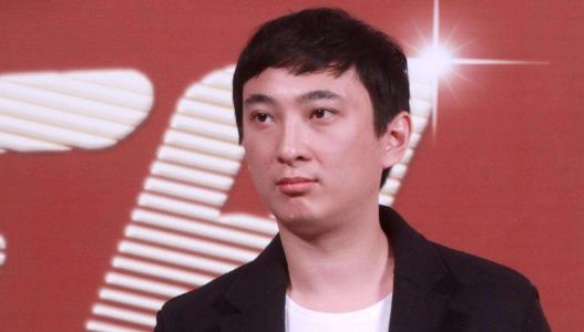看了王思聪与明星的合影,终于明白:钱,才是一个人真正的底气 看了王思聪与明星的合影,终于明白:钱,才是一个人真正的底气