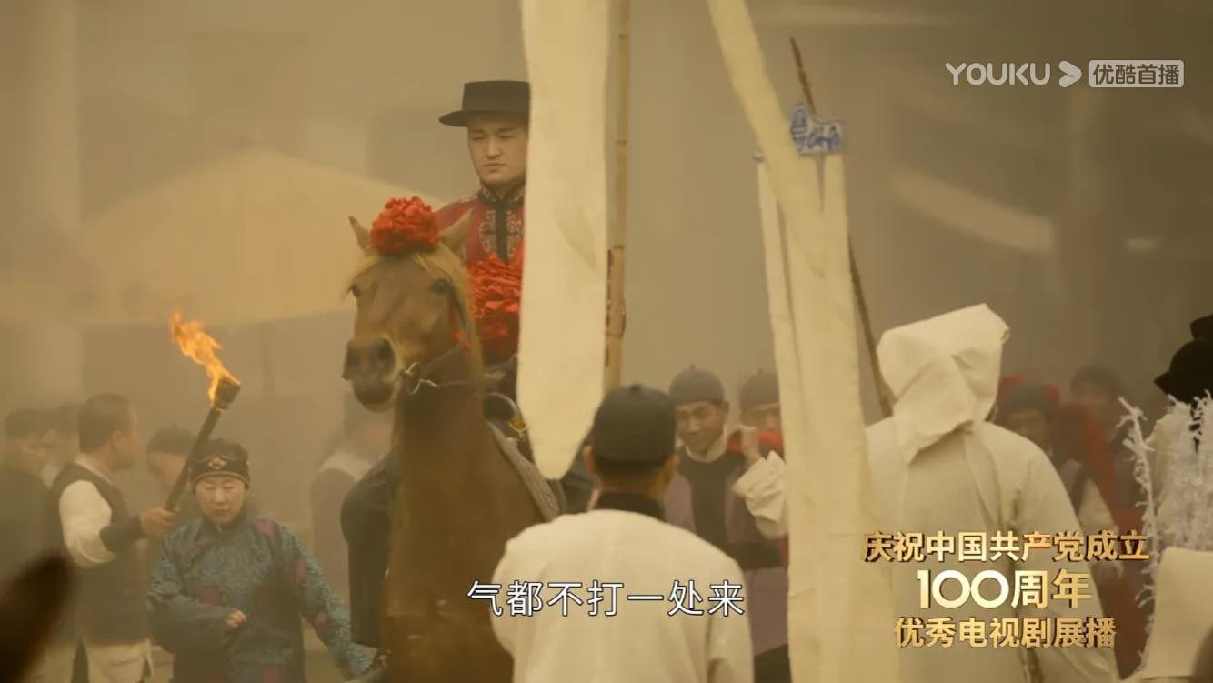《觉醒年代》：不愧史诗巨制，十个细节藏十个隐喻，导演真犀利