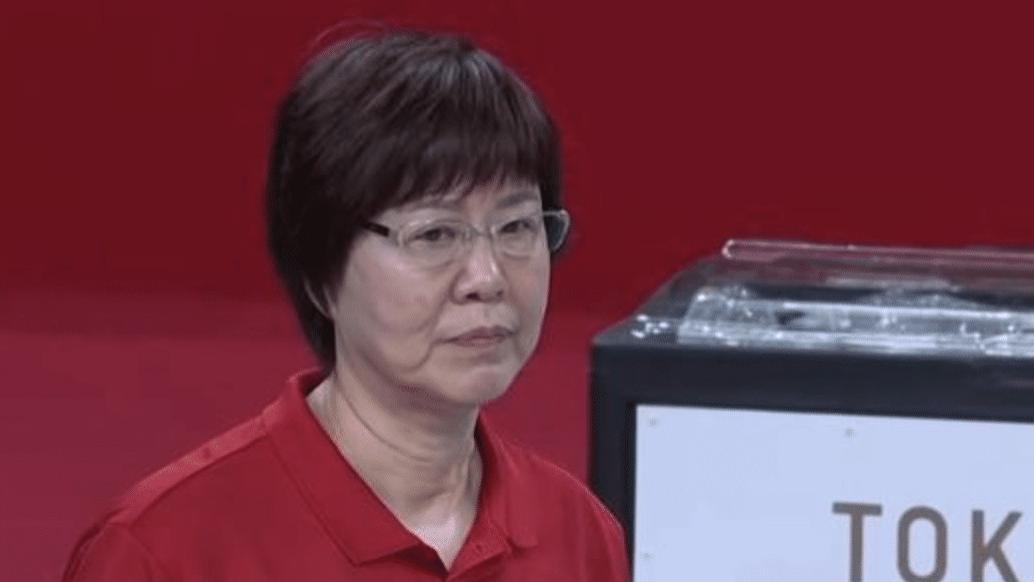 遇合情感攻略|女排输球的原因找到了！现场一细节透露本次滑铁卢，郎平低头沉默