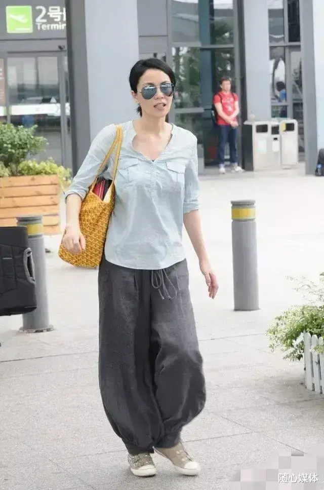 谢霆锋眼光好不好，看谁陪在他身边才是王道？