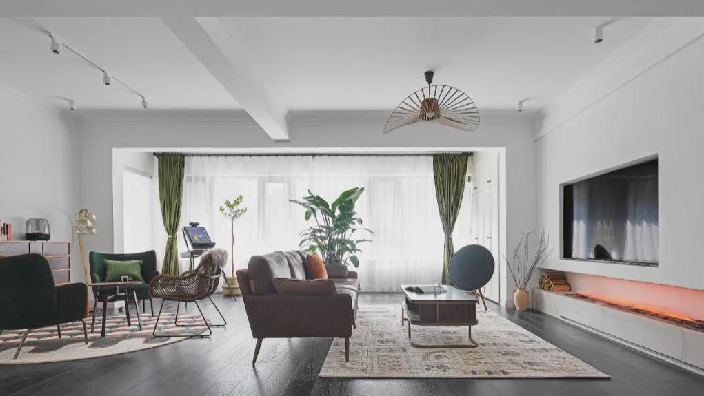 140㎡简约复古，硬装简单设计，以色彩与软装为主，效果高级独特