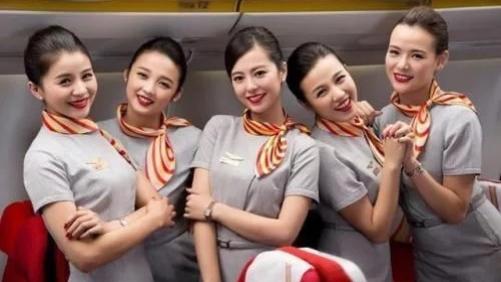 盘发|参加空姐面试怎么盘头发？