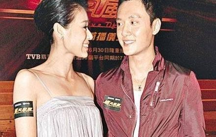 人前恩爱人后薄凉,揭秘“花花公子”冯绍峰和赵丽颖的背后故事! 人前恩爱人后薄凉,揭秘“花花公子”冯绍峰和赵丽颖的背后故事!