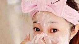 运动|洗脸后是用精华液还是爽肤水？怪不得皮肤不好！这样做才是正确的