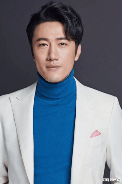 翻开“胡适”扮演者的履历,着实被惊到了 翻开“胡适”扮演者的履历,着实被惊到了