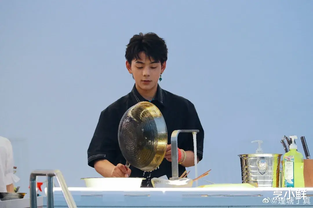 网红跨界综艺,成功转型还是昙花一现?