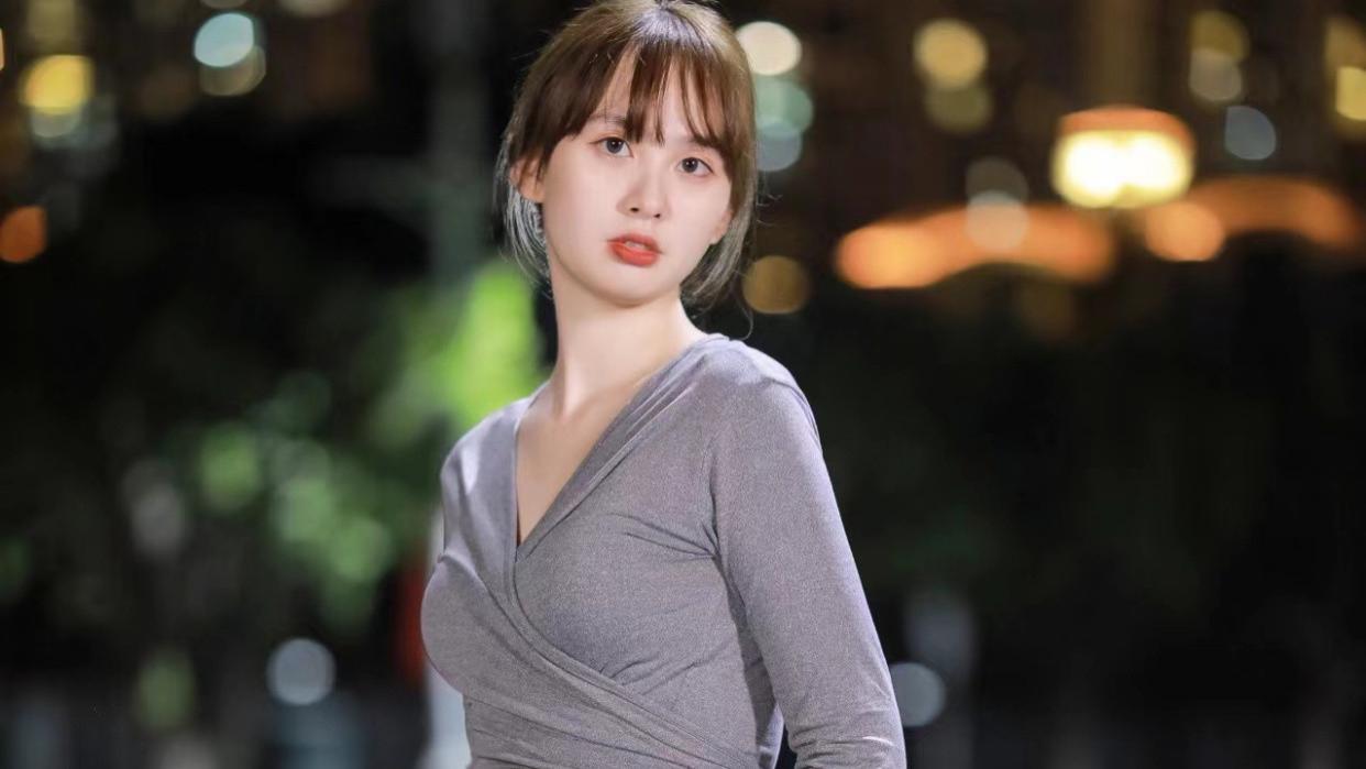 安然姐姐 女孩子任何时候都不要一时冲动，放弃稳定的经济来源去投奔谁