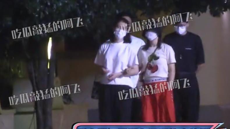 袁咏仪|张杰谢娜与袁咏仪张智霖聚餐，四人一路热聊，最后拥抱告别