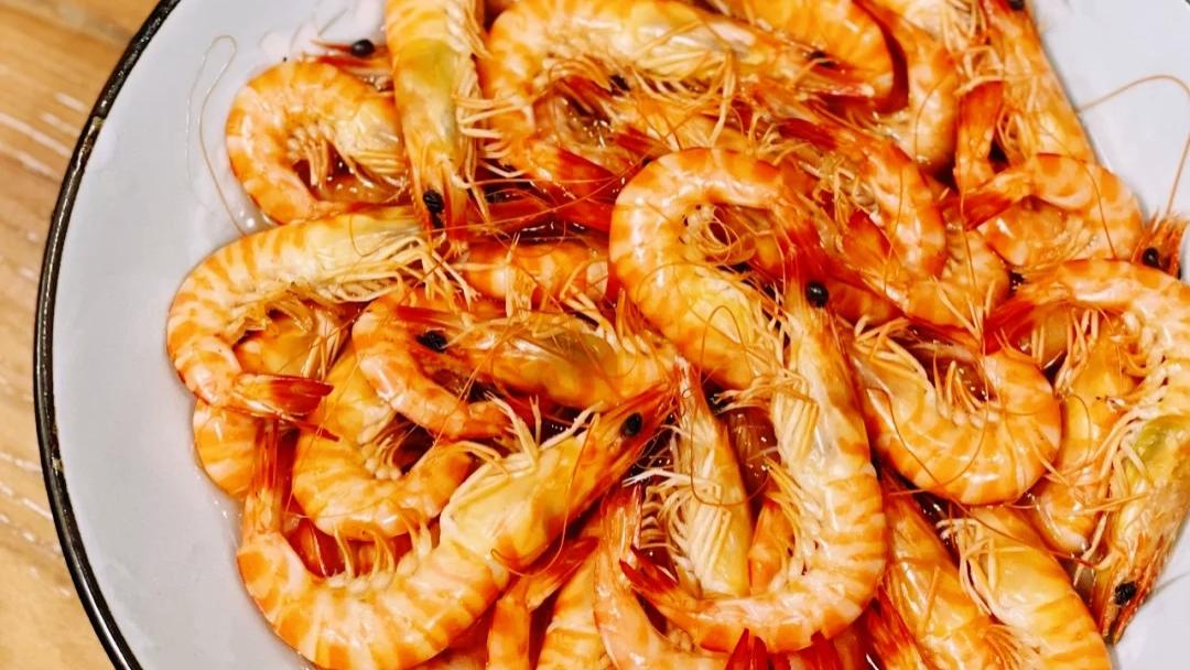 腊肠|大人小孩都喜欢的家常菜推荐：白灼斑节虾，什锦杂蔬，尖椒炒腊肠