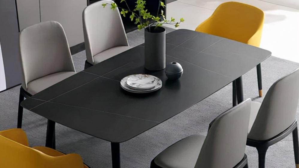 岩板是什么东西？究竟好在哪里？