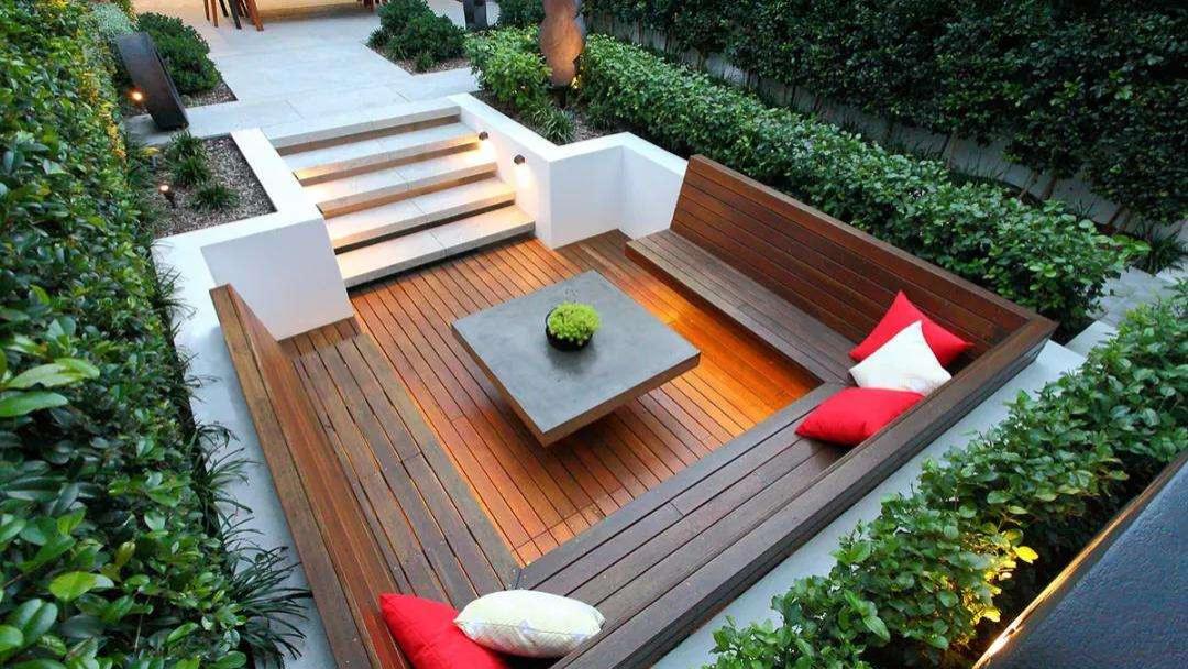 院子别再全整平层式，局部这样设计美观性十足，一个当两个用！