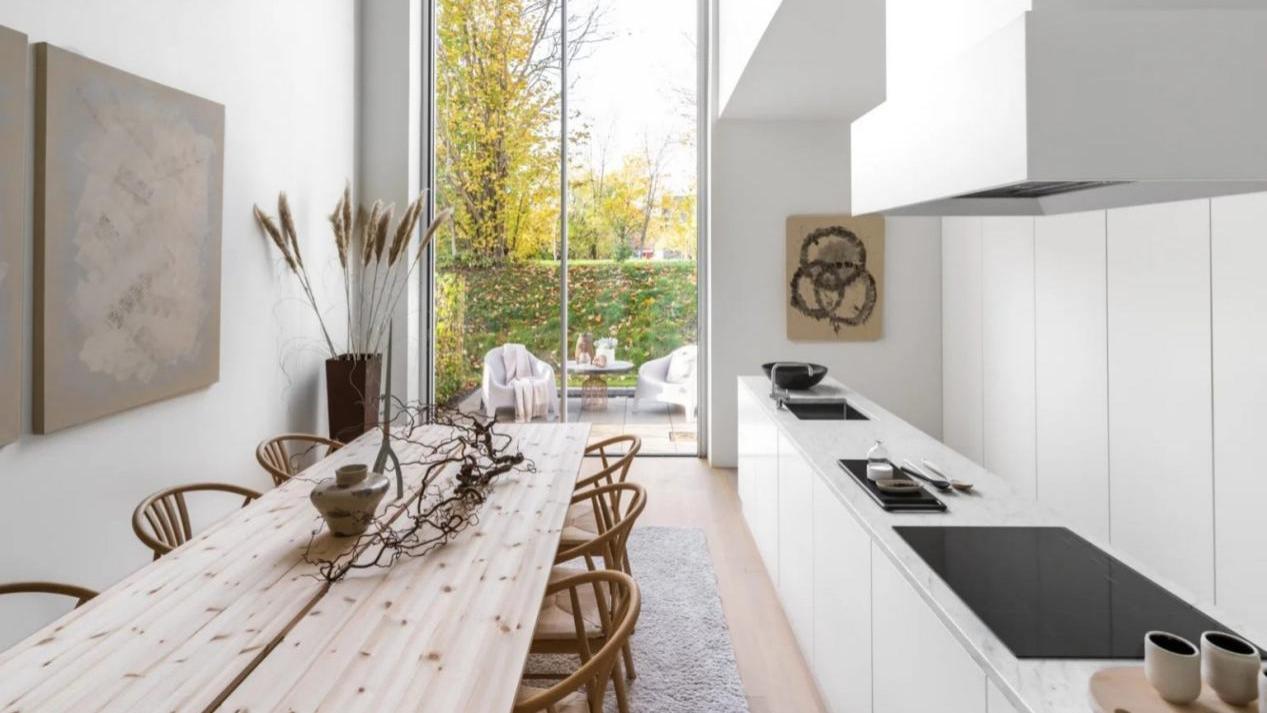 精美86㎡两层简约公寓，2楼超宽楼板变客厅，这个想法太有创意！