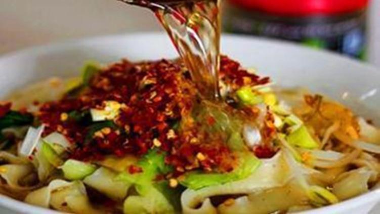米粉|陕西当地人最爱吃的6种面食，你吃过几种？这其中有你的最爱吗？