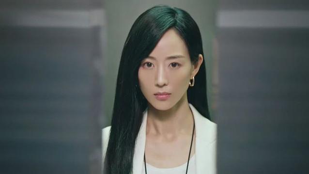 谢娜|张钧甯戏份疑被删除，早期言论被扒政治立场有问题，杨紫惨遭牵连