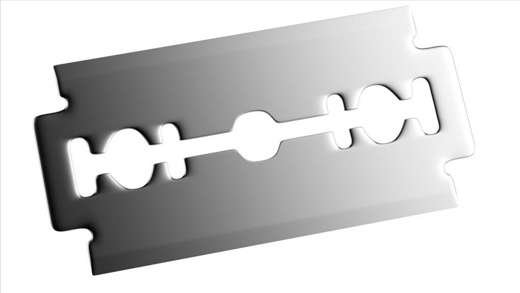 剃须刀片是怎样制造的？先高温火烤后冰镇，锋利无比的秘密就在这