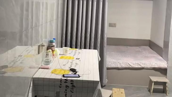 江西一女子将车库装修好给婆婆住，网友看后观点两极分化严重