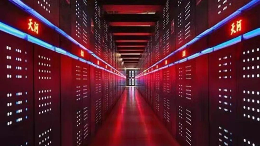 外媒报道，中国的超级计算机，全球首次突破每秒百亿亿次浮点运算
