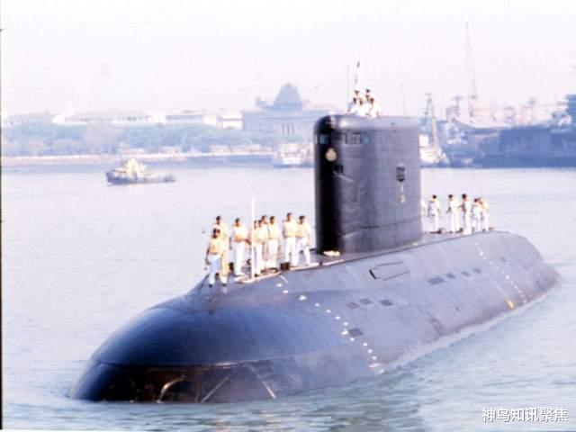 印度刚曝光新型航母，又一口气买6艘潜艇，全力围堵中国海军- 社会资讯(游戏资讯网)