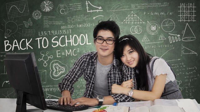 杨一说情感 纯洁的爱，凄婉的情，我不能用别人的心脏去爱你
