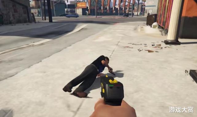 Gta5 中最让人讨厌的武器 也是最鸡肋的武器 电击震荡 电竞主播网