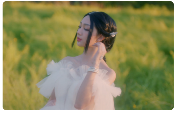 李紫婷新专辑发布会首唱新歌透露“可以恋爱了”也顺利毕业