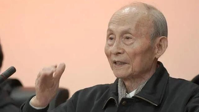 桃小菁说说|主席袁伟民82岁，副主席张然91岁，中国排协依靠老功臣们踯躅前行
